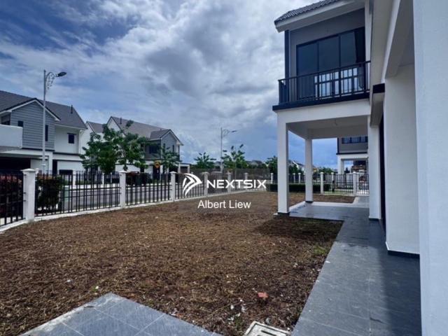 Residential House for sale in Kuching