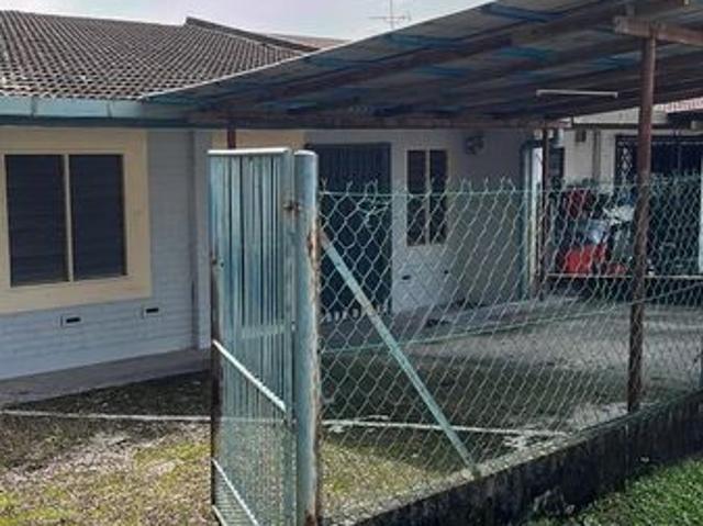 House for sale in Petaling, Damansara Damai