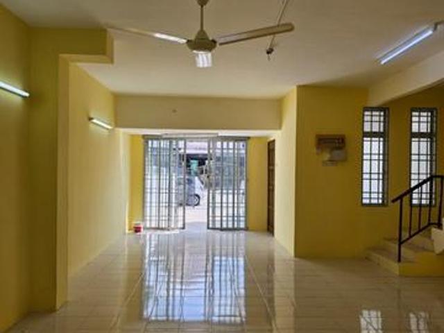 Terraced House for rent in Wellesley, Penang