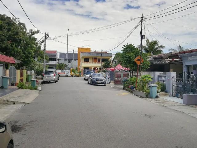 Room for rent in Country Heights Damansara, Kuala Lumpur