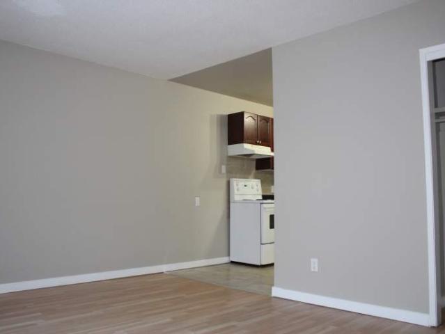 Apartment for rent in Wedgewood, Alberta