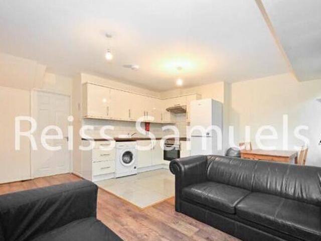 House for rent in Lyons, Greater London