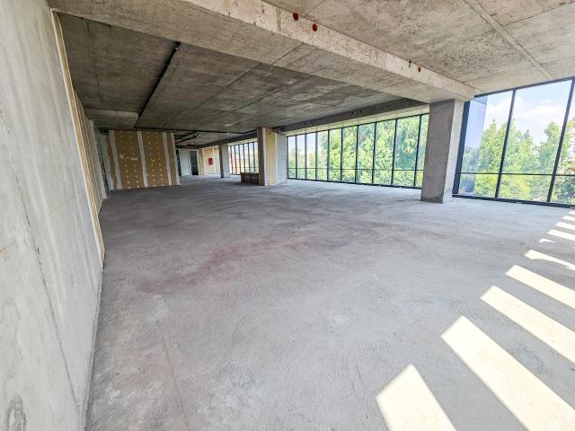 Los Adobes/El tranque Oficina Venta