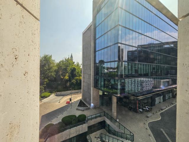 Los Adobes/El tranque Oficina Venta