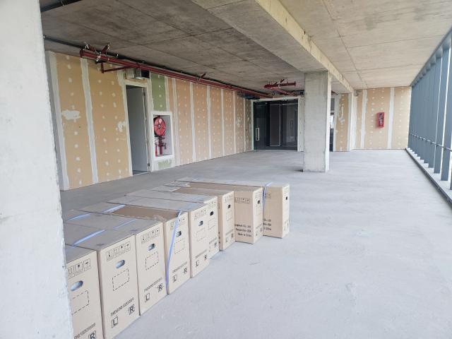 Los Adobes/El tranque Oficina Venta