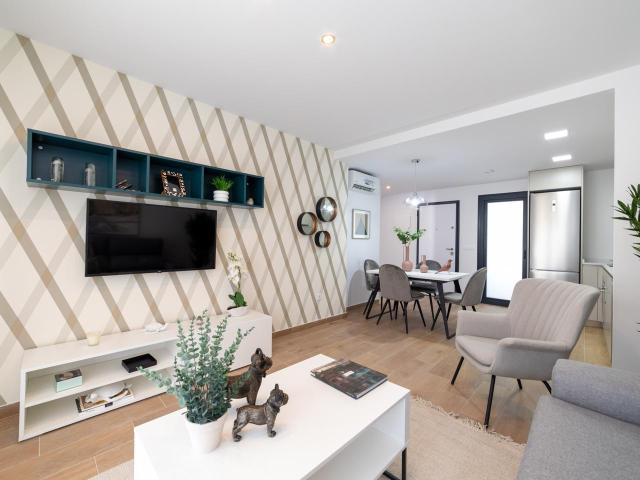 Casa en venta en Busot, Urbanización Valle Dorado
