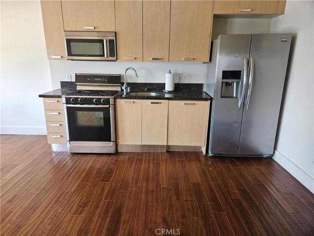 Room for rent in Canoga Park, California