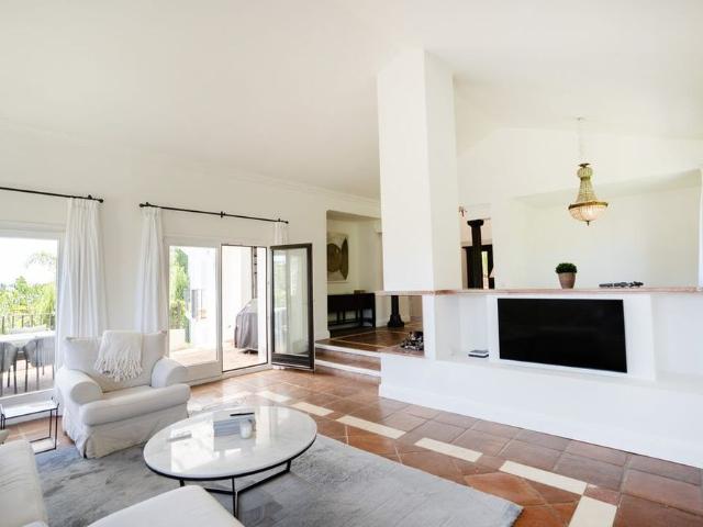 Casa en alquiler en Artola, Costa del Sol Occidental