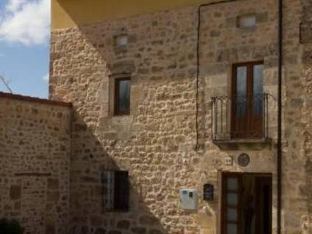Casa en alquiler en Merindad De Río Ubierna, Castilla y León