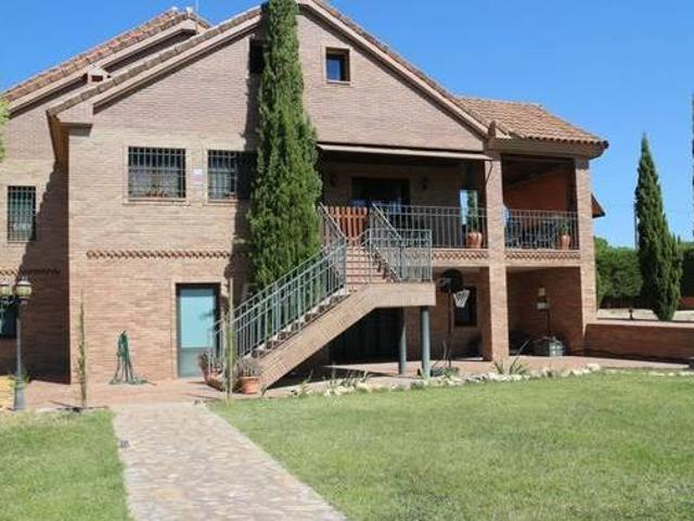 Casa en alquiler en Huecas