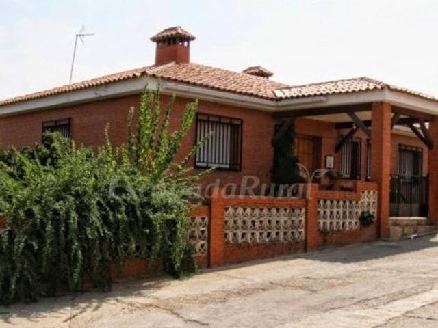Casa en alquiler en Castilblanco
