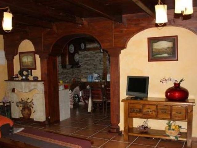 Casa en alquiler en Vega De Tirados