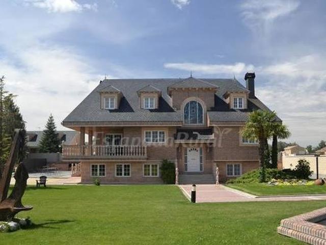 Casa en alquiler en Nava De La Asunción, Castilla y León
