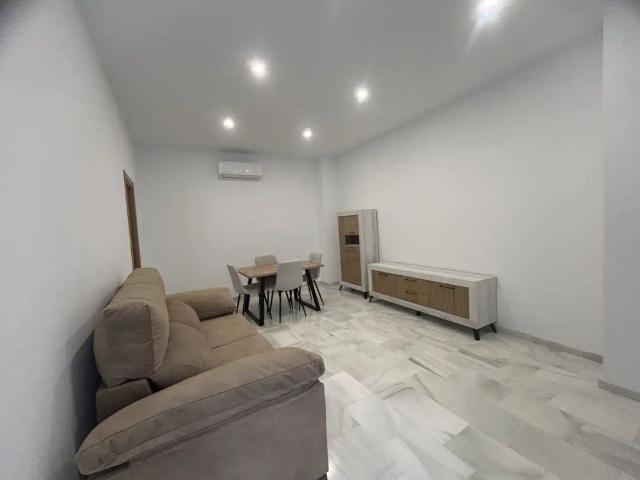 Apartamento en alquiler en Los Palacios Y Villafranca, Andalucía