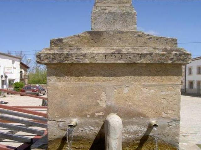 Casa en alquiler en Los Villares De Soria, Castilla y León