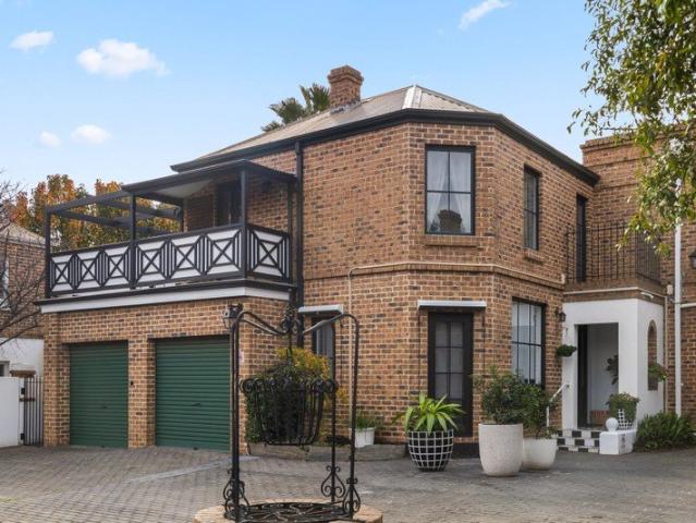 Townhouse for sale in Horseshoe Creek, South Australia