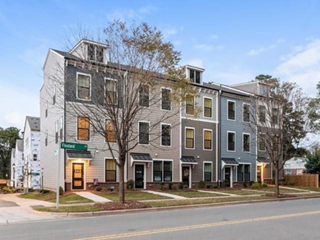 Townhouse for rent in Charlotte