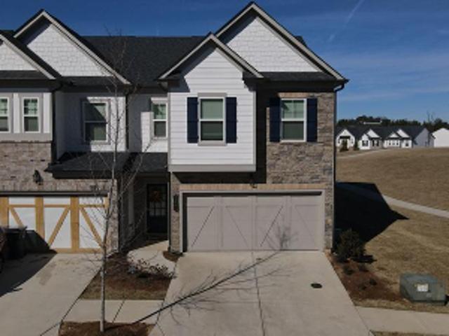Townhouse for sale in Snellville, Georgia