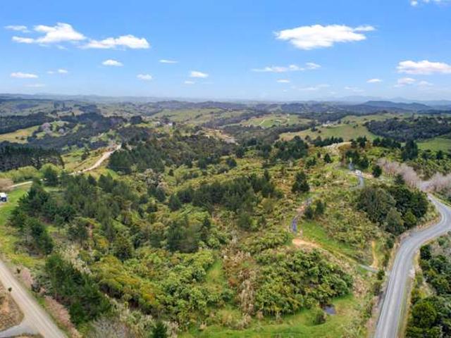 Property for sale in Paparoa, Kaipara District