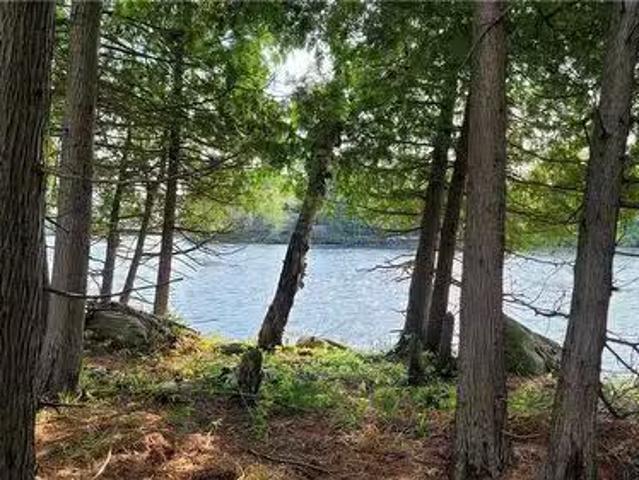 House for sale in Parry Sound, Ontario