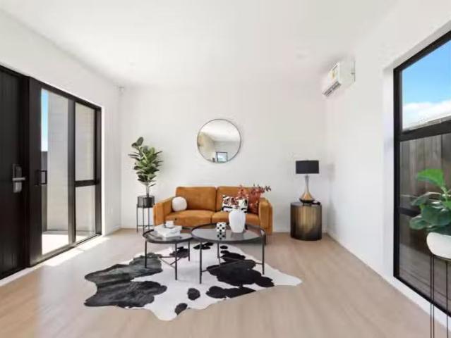 House for sale in Oratia, Oroua County