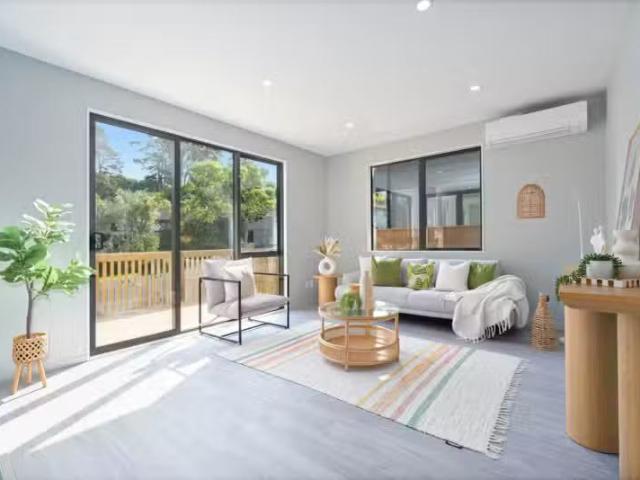 House for sale in Wairau Valley