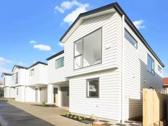 Apartment for sale in Blockhouse Bay