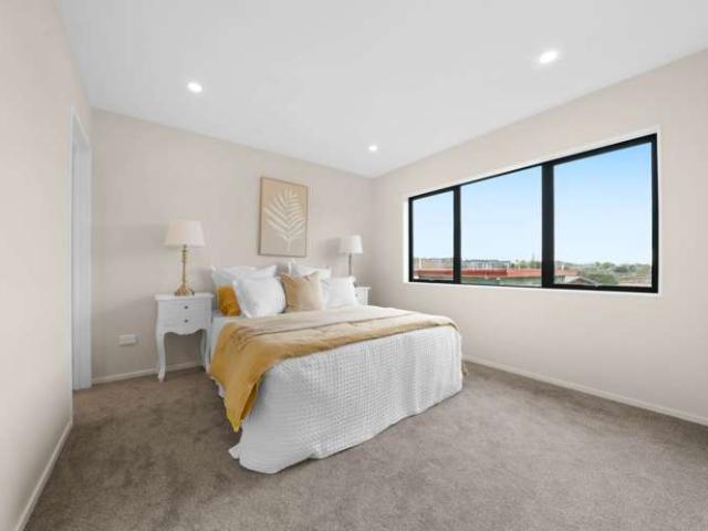 House for sale in Lynfield