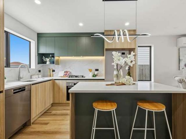 Townhouse for sale in Pukekohe, Franklin