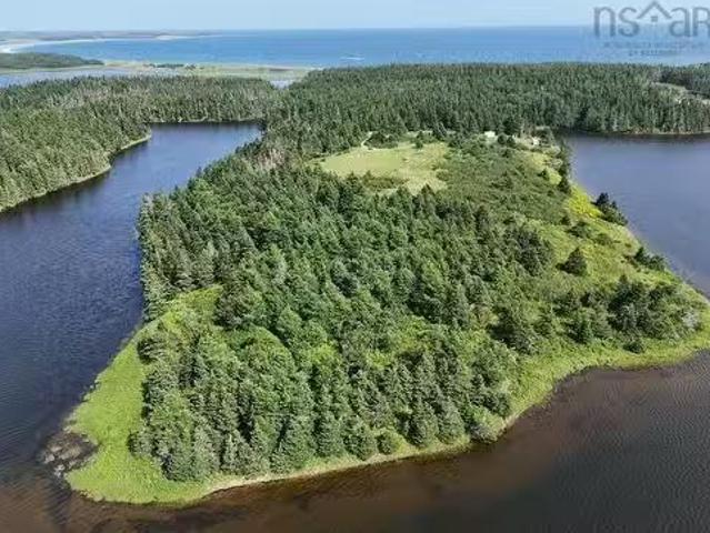 House for sale in Framboise, Nova Scotia