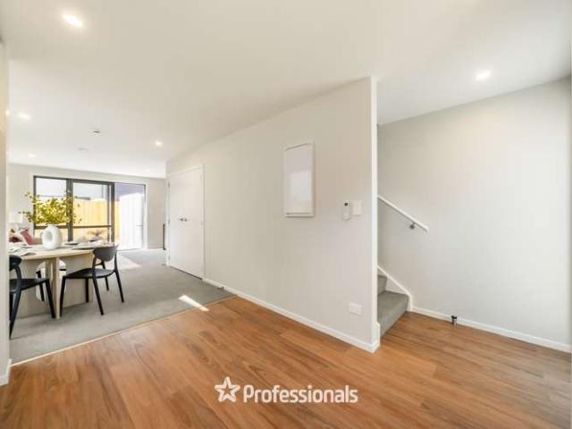 Townhouse for sale in Days Bay, Wellington