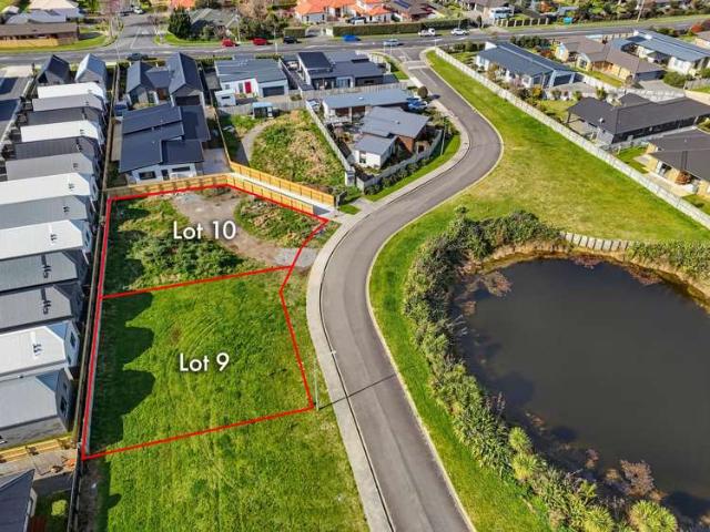 Land for sale in Paraparaumu, Wellington