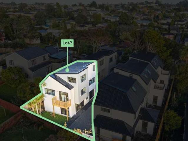 Townhouse for sale in Wairau Valley, Oroua County