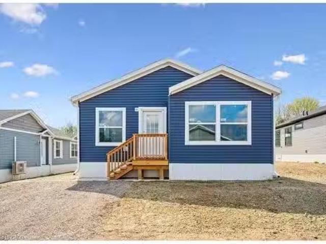 House for sale in Ancaster, Ontario