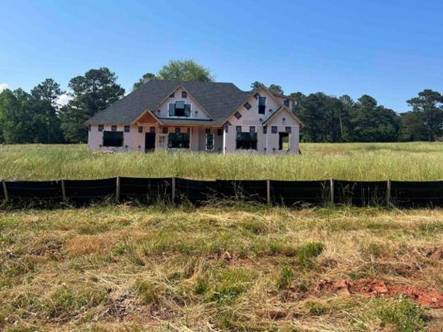 House for sale in Williamson, Georgia