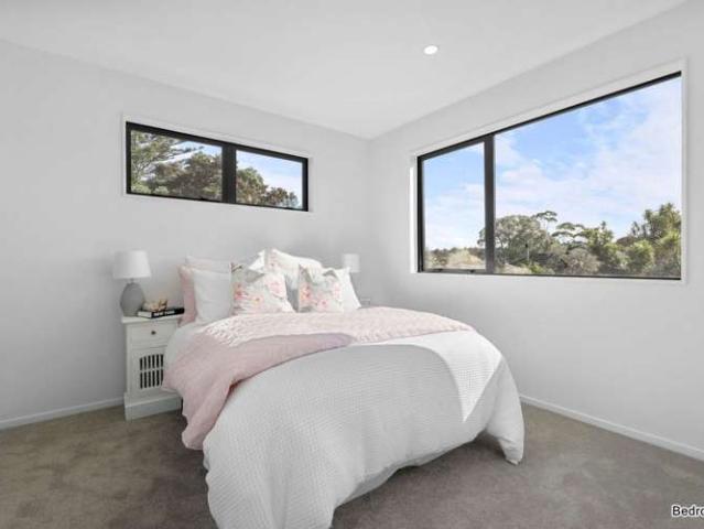 Townhouse for sale in Wairau Valley