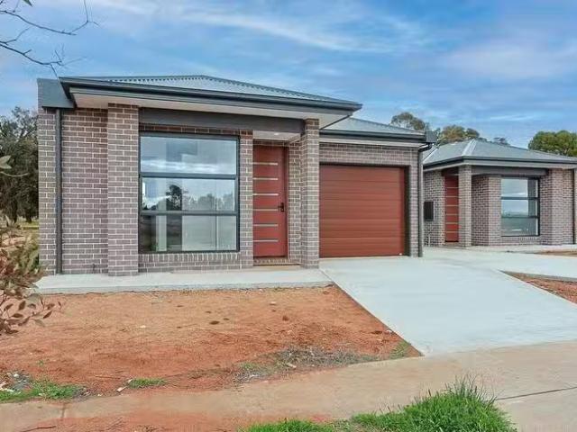 House for rent in Robinvale, Victoria