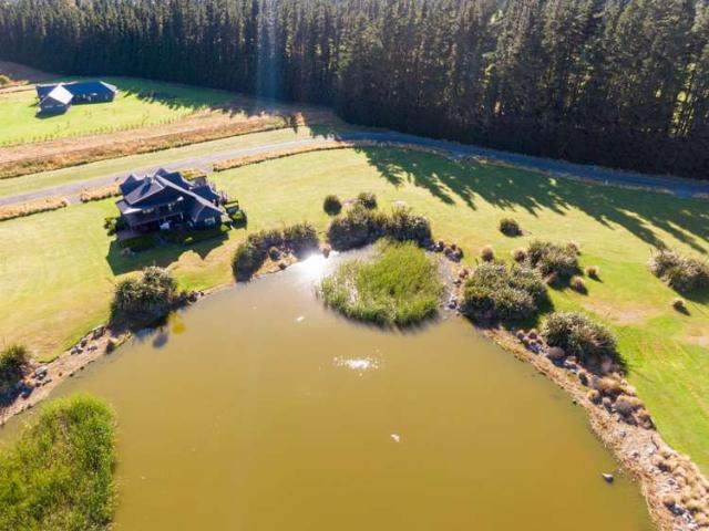 Land for sale in Windwhistle, Canterbury