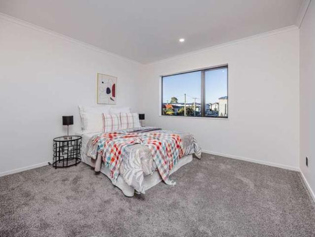 Townhouse for sale in Manurewa, Oroua County