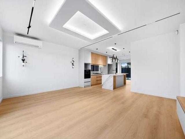 Townhouse for sale in Owhata