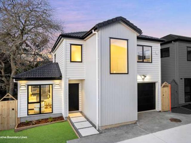 Townhouse for sale in Howick, Oroua County