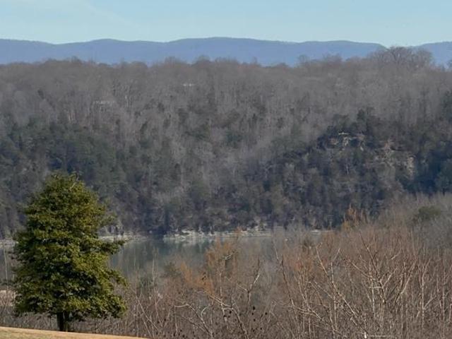 Land for sale in Byrdstown, Middle Tennessee