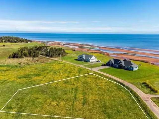 House for sale in Argyle Shore, Queens County
