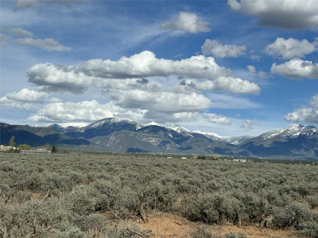 Land for sale in El Prado, New Mexico