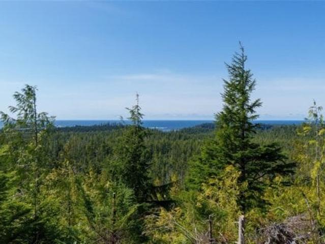 Land for sale in Clayoquot, British Columbia