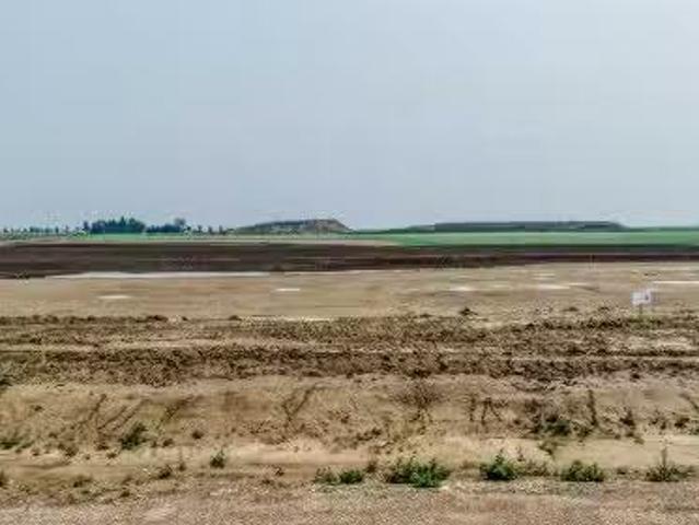 House for sale in Raymond, Alberta