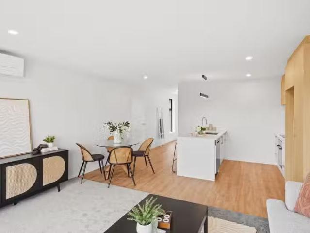 House for sale in Chaslands, Canterbury