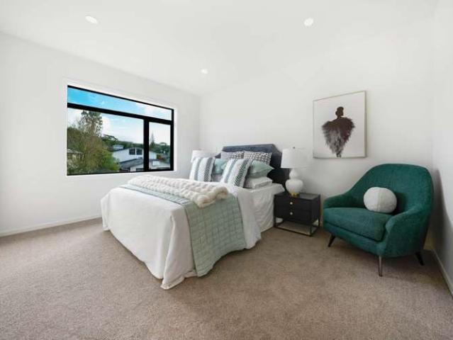 Townhouse for sale in Whangaparaoa