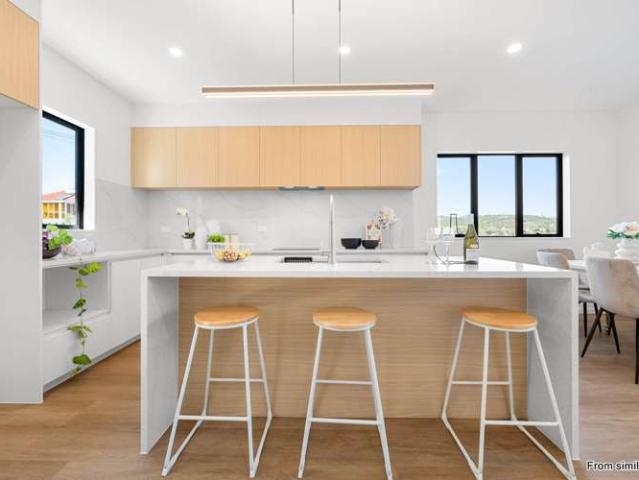 Townhouse for sale in Oratia