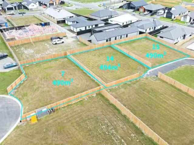 House for sale in Chaslands, Canterbury